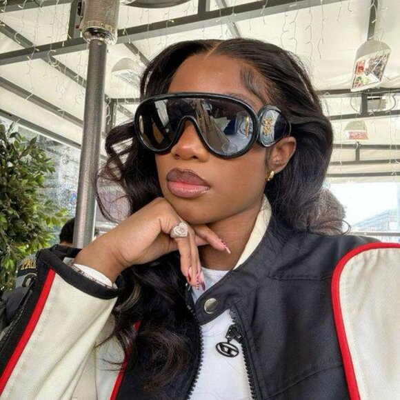 Loewe LW40108I 01C Sunglasses Black/Silver Shield Frame, Grey Lenses - Picture 3 of 11